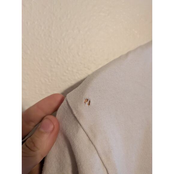 KAWS x UNIQLO UT Short Sleeve Shirt Gone Tee T-Shirt Men’s size L 100% cotton - Picture 6 of 6